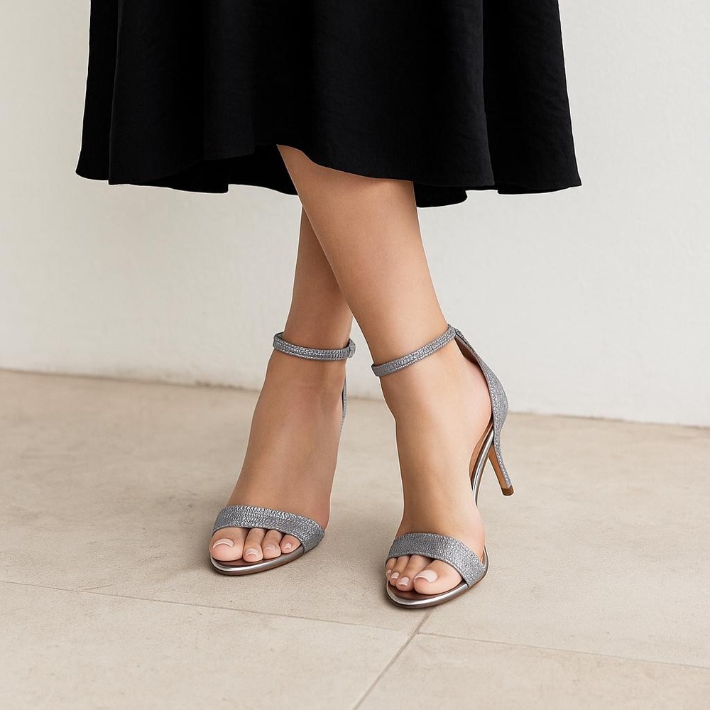 BN Expression High Heel - Silver Size 7